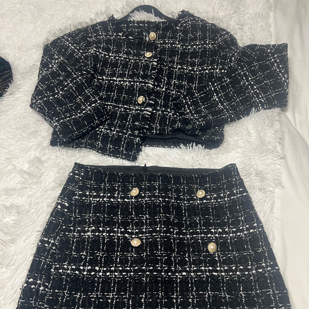 Beautiful 2 piece skirt and top set